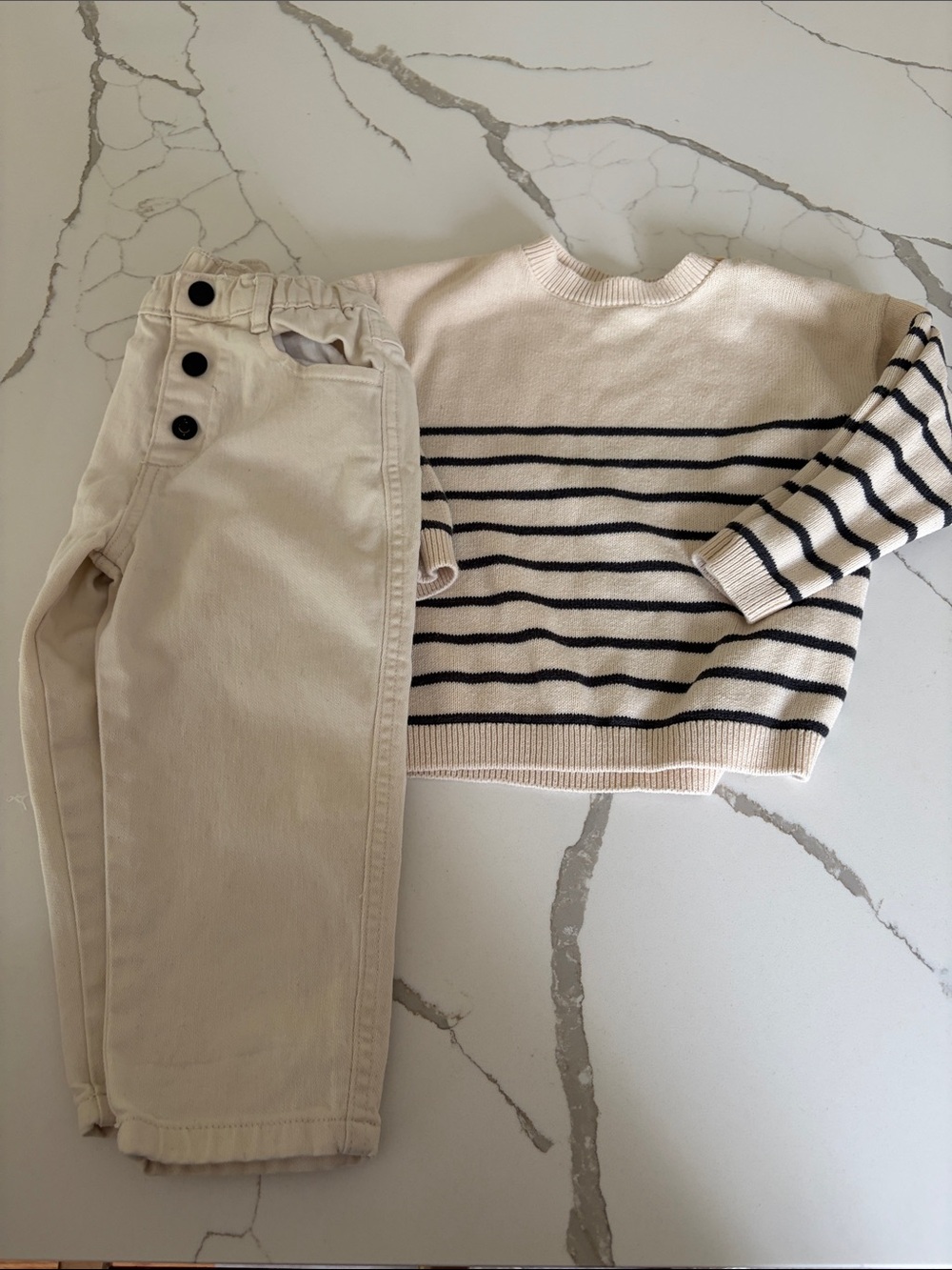 Cream cotton preppy boy jeans and cotton stripe knit sweater